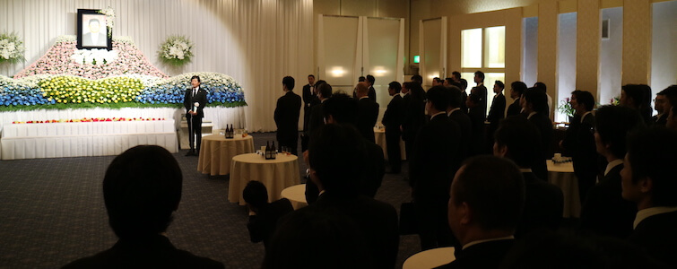 【保存版】社葬の対象者と判断基準|社葬取扱規程・費用・流れまで完全ガイド