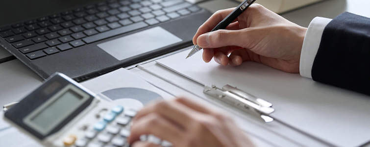 社葬の費用と見積の全相場|項目別費用表でわかる内訳と比較ポイント