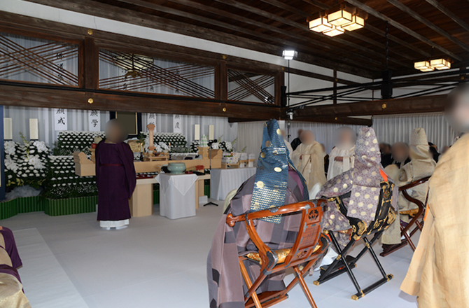 山門不幸の導師は誰が務めるのか