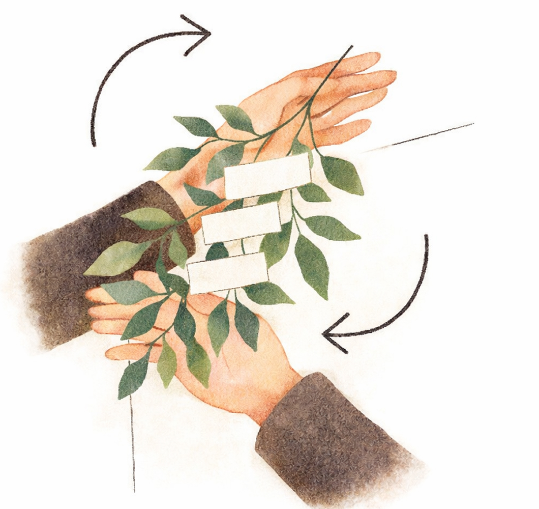 右手を葉先に添えて、左手で茎を持ち、180度回し、玉串の向きを変えます。根元を祭壇に向け、お供えします