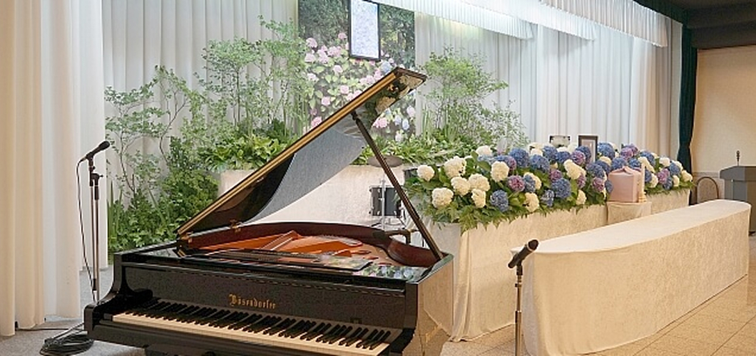 無宗教の参列マナー｜献花と香典袋の書き方