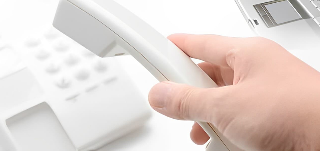 遠方の取引先から訃報を受けたときの対応マナー