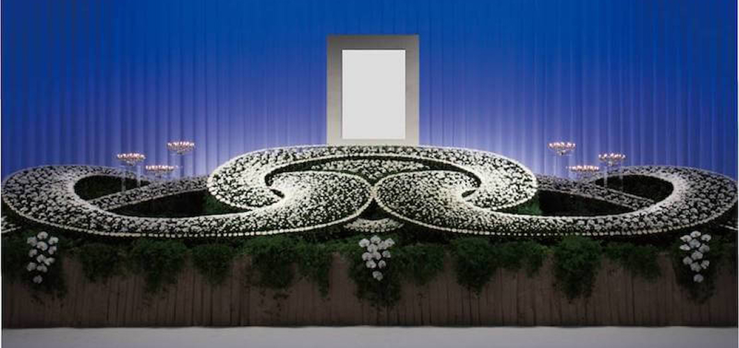 社葬マナー完全ガイド｜服装・香典・当日の流れまで解説