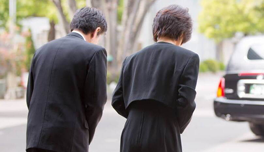 故人と直接別れが可能