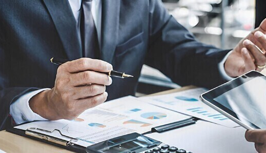 会社とご遺族での費用分担