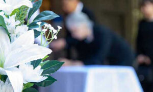 社葬を行う目的とは？メリット・デメリットと判断基準を徹底解説