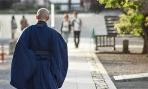 社葬・合同葬における宗教家へのお礼｜戒名・お布施のタイミング