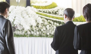 社葬の案内の手順｜社内通達・社外通知・情報公開