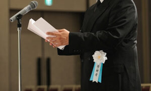 弔辞・お別れの詞は必要？合同葬での取り入れ方と準備のポイント