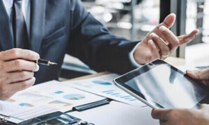 葬儀実行委員会の編成と役割分担｜各係の役割と体制づくり