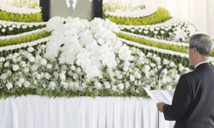 弔辞について｜依頼の仕方と準備・心構え