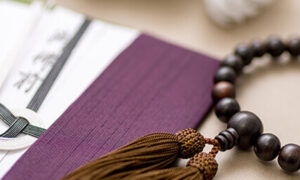 仏式の参列マナー｜焼香の作法と香典袋の書き方