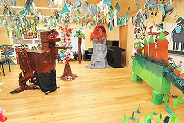 参列者が園児と保護者　安全を第一に考えた葬儀を実施