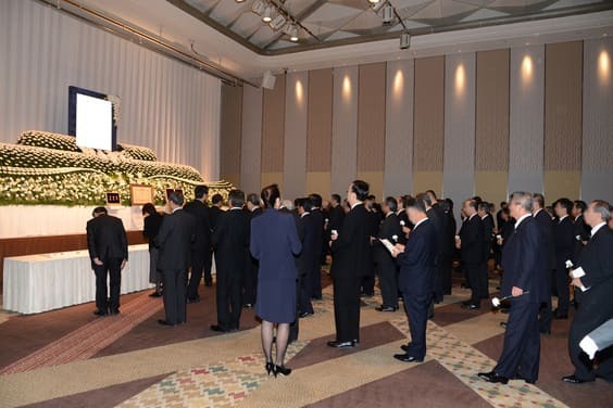 写真をこよなく愛した社長をあたたかく送るお別れの会