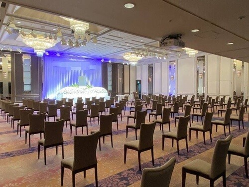 ローズルーム(献花会場)